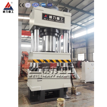 汽車覆蓋件液壓機(jī)_800噸四柱壓裝成型液壓機(jī)