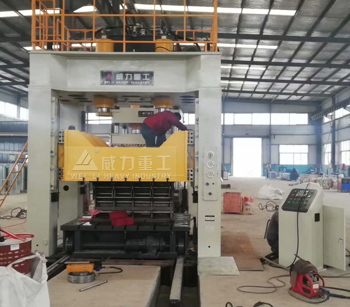 315噸框架式液壓機(jī)生產(chǎn)廠(chǎng)家1