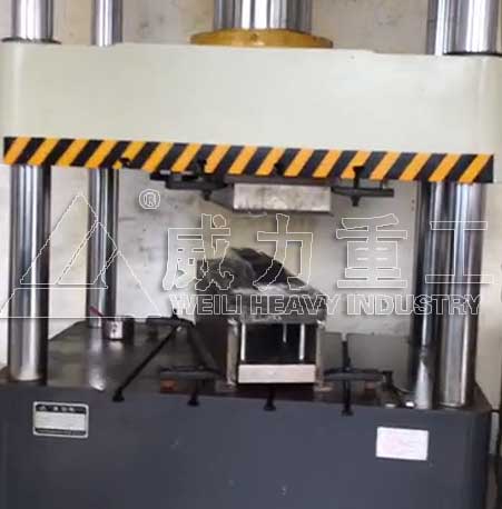 汽車內飾水箱模具及壓制成型產品