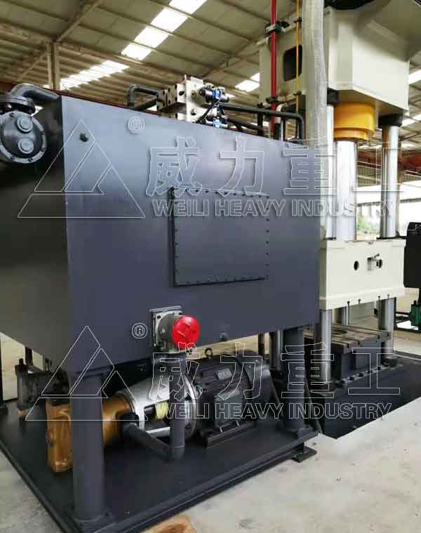 630噸熱鍛造液壓機客戶車間調試現場