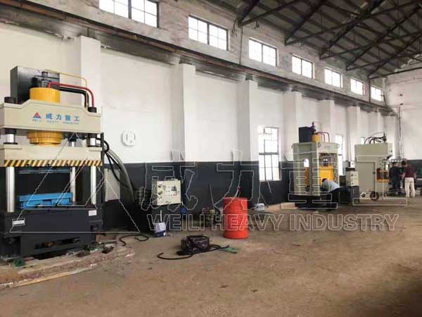 客戶一次采購汽車零部件座椅骨架成型加工設備