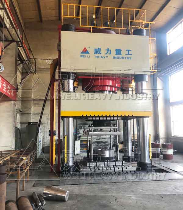 紫銅熱擠壓成型4000噸四柱液壓機