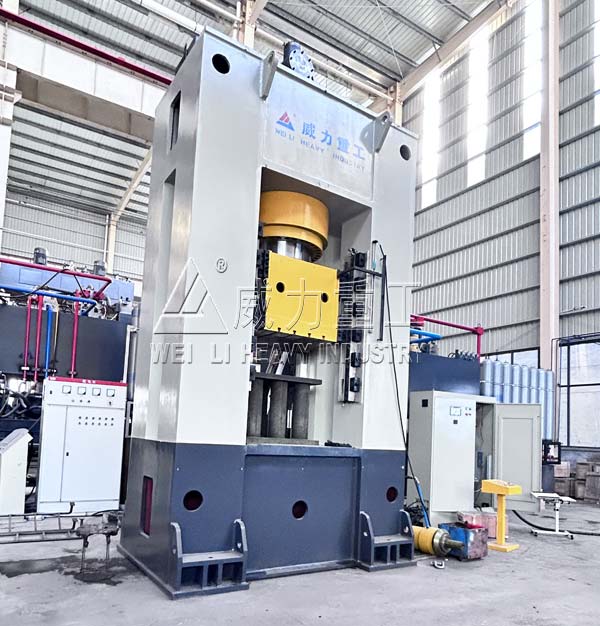 1600噸萬向節十字軸鍛造液液壓機